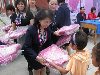 玫琳凱粉紅書包項目啟動